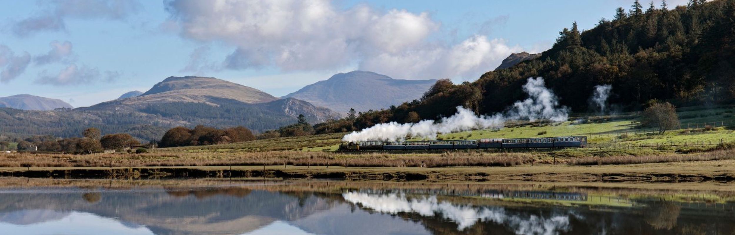 A cream tea on the move special gift experience at the Ravenglass and Eskdale railway