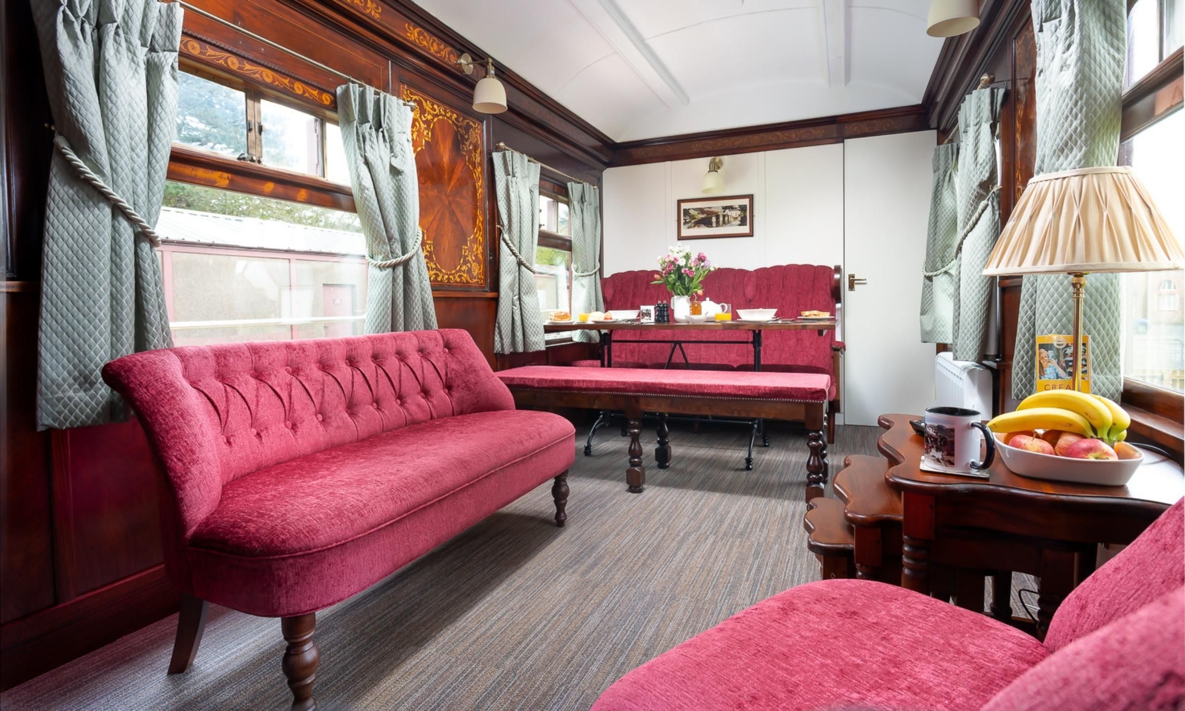 Maid of Kent Pullman Coach