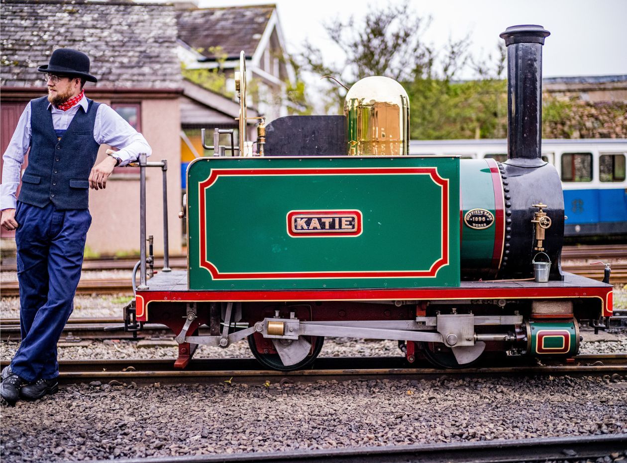 River Esk, a steam locomotive at the Ravenglass and Eskdale railway hauling a train in the winter